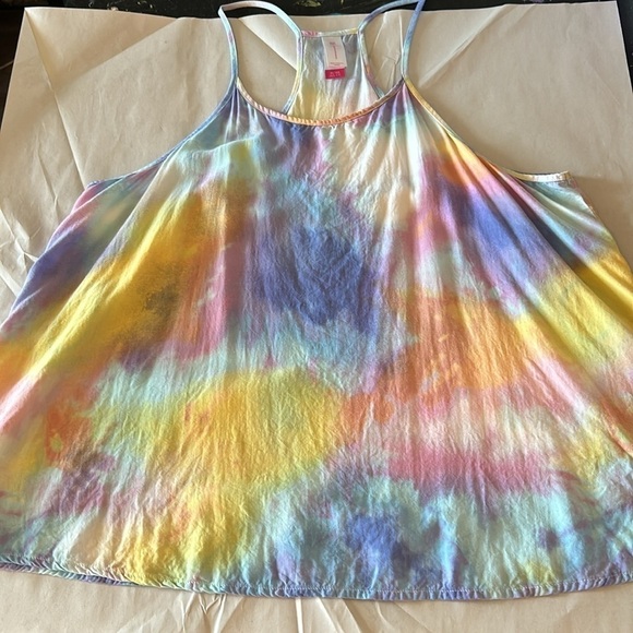 EUC tie dye tank top swing cut by No Boundaries size Youth XL layering piece - Picture 3 of 9